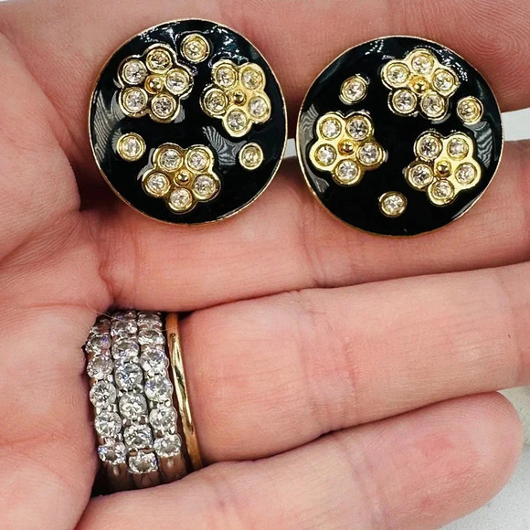 Vintage Avon Clip On Earrings Black Enamel Gold Plated Flower Rhinestone… - Picture 3 of 9